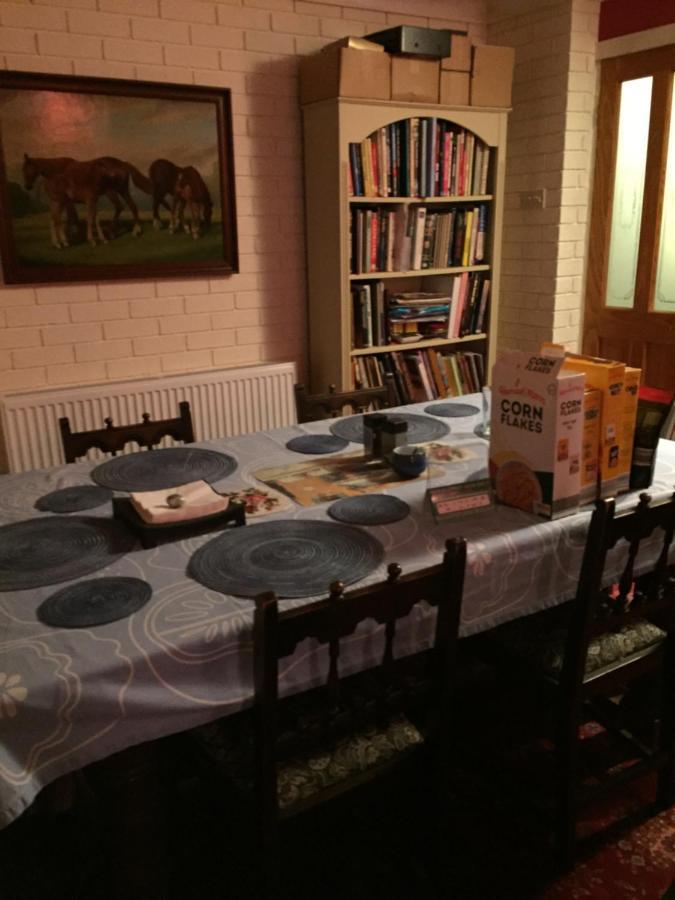 Hotel 5 Ravenhurst Drive Уолсолл Экстерьер фото