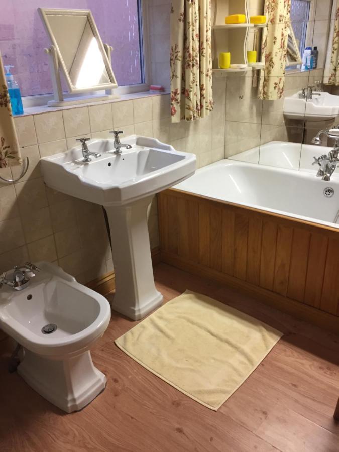 Hotel 5 Ravenhurst Drive Уолсолл Экстерьер фото
